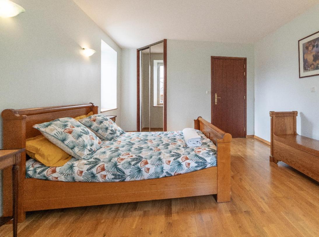 Bed and Breakfast Chambre D'Hotes Le Val Du Chapelain Montigny-la-Resle Pokoj fotografie