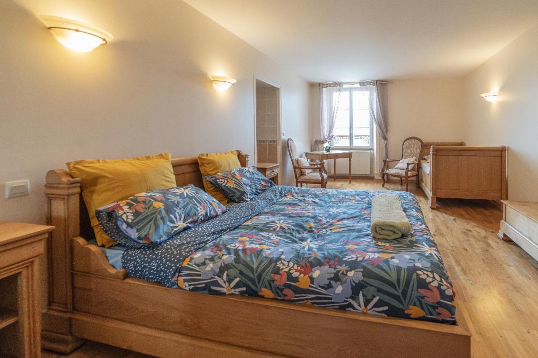 Bed and Breakfast Chambre D'Hotes Le Val Du Chapelain Montigny-la-Resle Exteriér fotografie