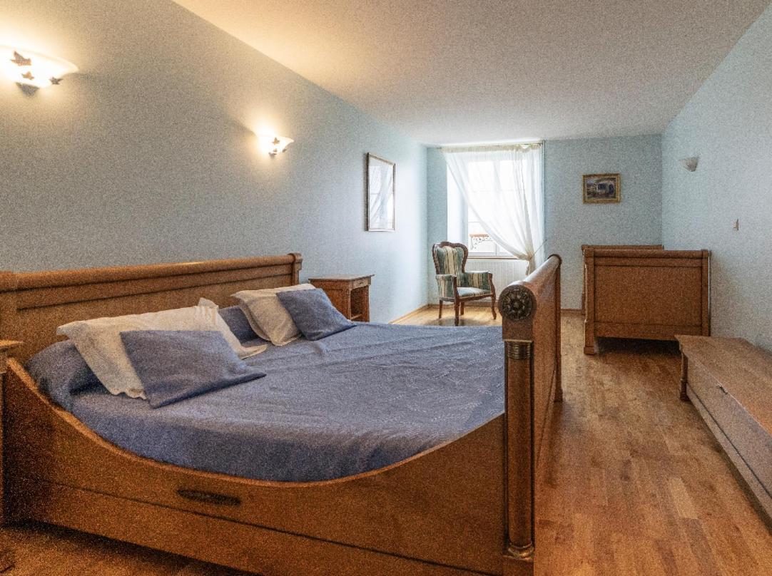 Bed and Breakfast Chambre D'Hotes Le Val Du Chapelain Montigny-la-Resle Exteriér fotografie