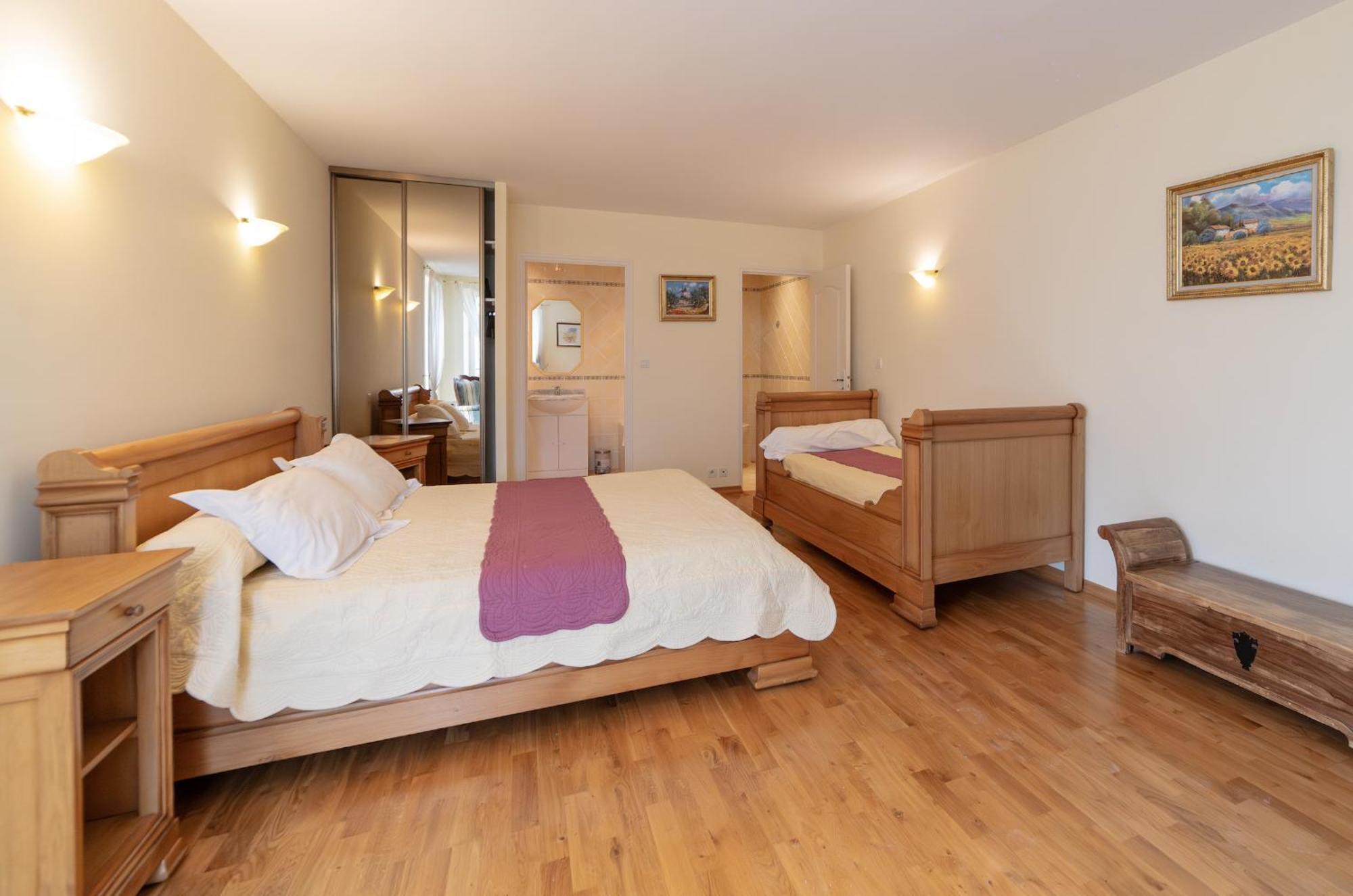 Bed and Breakfast Chambre D'Hotes Le Val Du Chapelain Montigny-la-Resle Exteriér fotografie